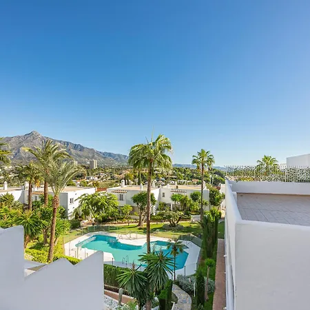 Rent Prestige- Jardines Andalucia Banus Apartment *