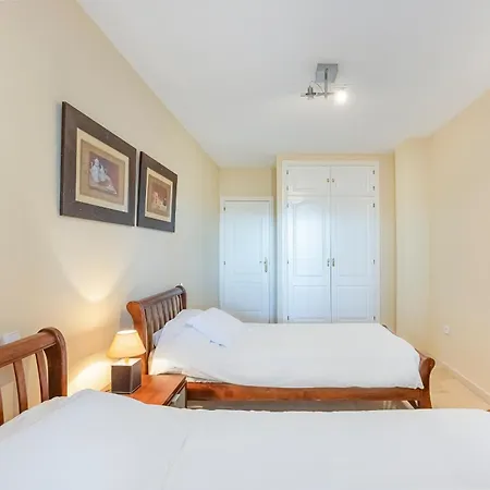Rent Prestige- Jardines Andalucia Banus Apartment *