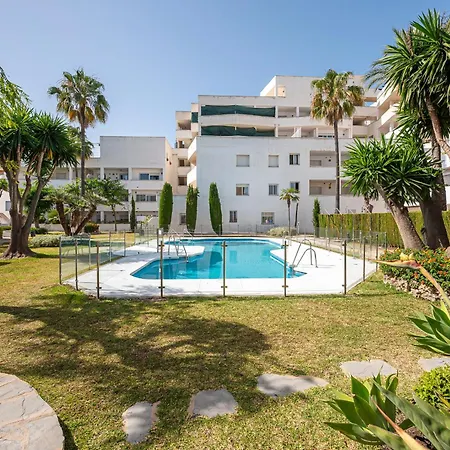 Rent Prestige- Jardines Andalucia Banus Apartment Marbella