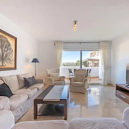Rent Prestige- Jardines Andalucia Banus Marbella
